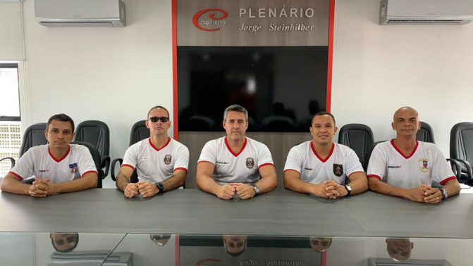 CREF10 recebe visita de policiais militares de três estados